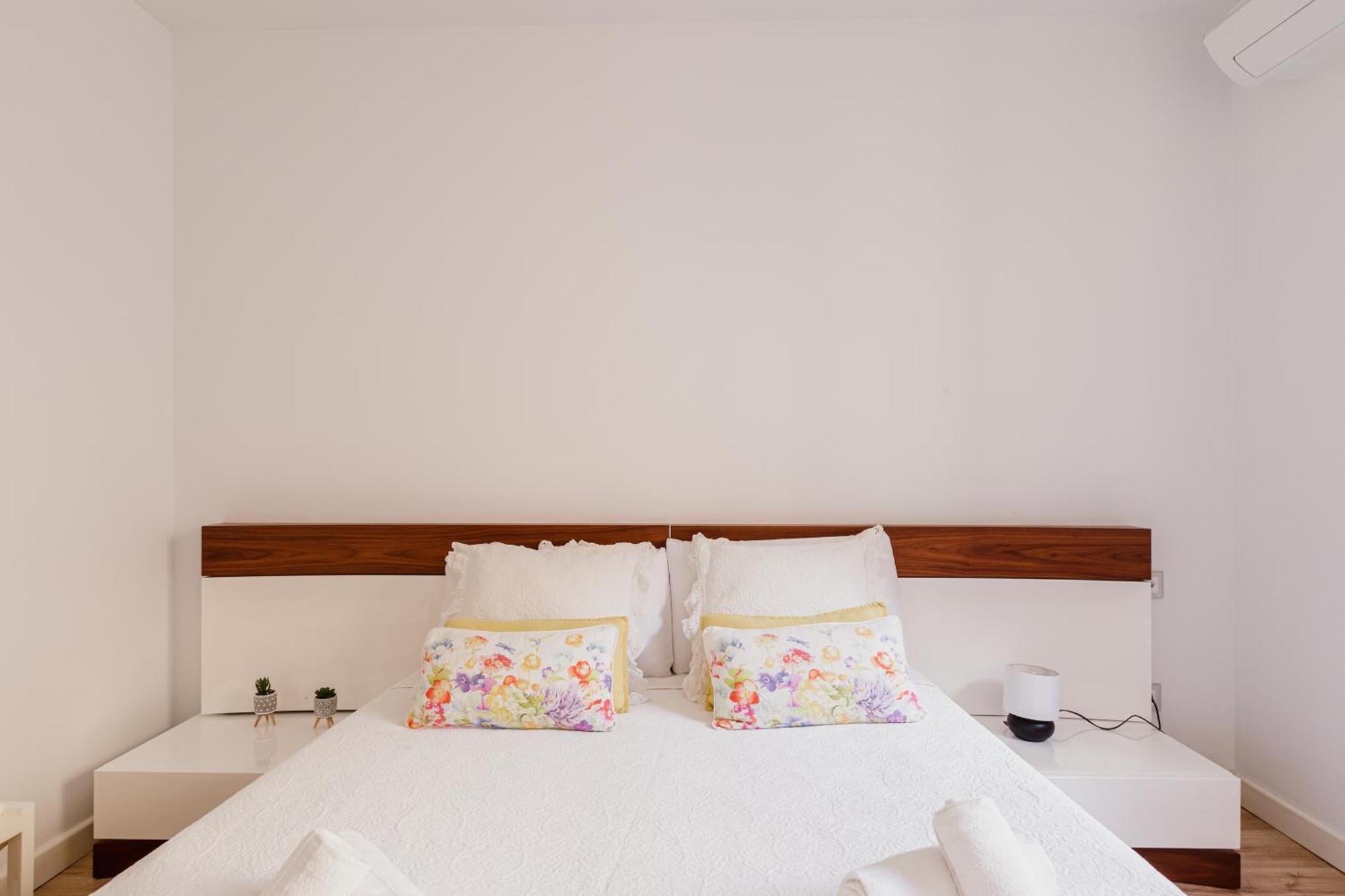 Modern And Functional In Sierpes Centro Sevilla
