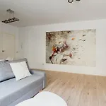 Modern And Functional In Sierpes Sevilla Centro