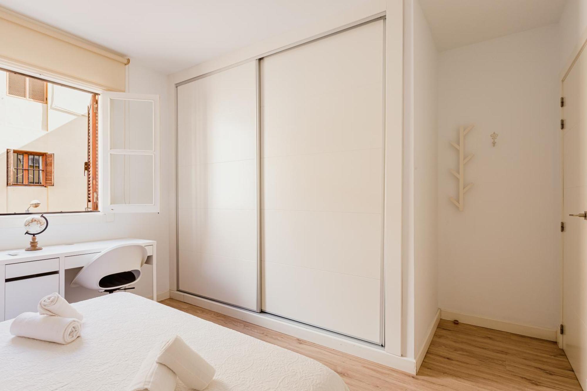 Modern And Functional In Sierpes Centro Appartement Séville